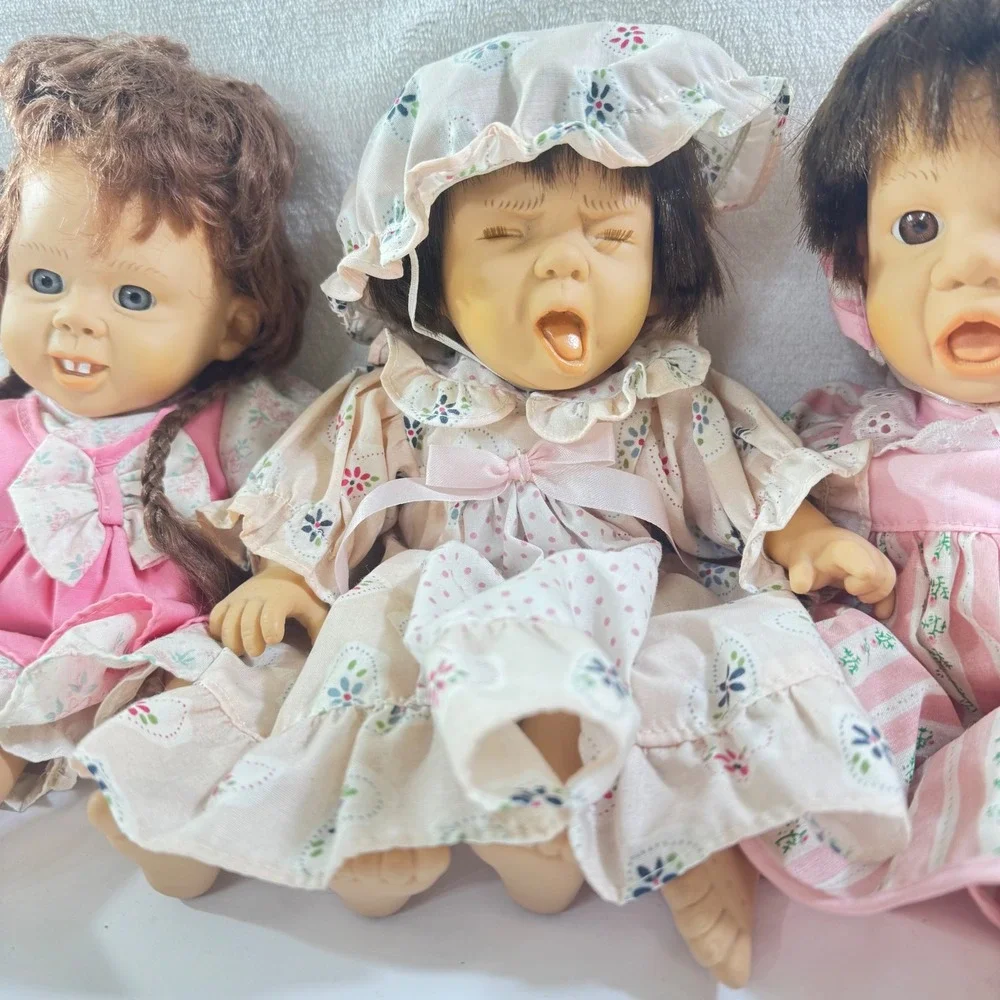 Vintage Gi-Go Palm Pals Bean Bag Baby‎ Dolls Lot of 8 Various Expressions 8 Inch